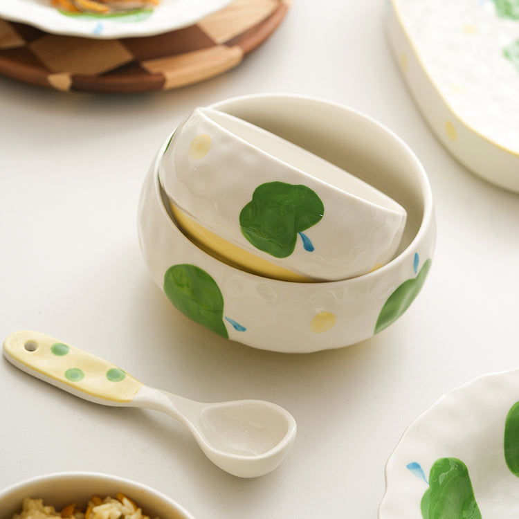 Underglazed Pretty Ceramic Bowls Plates Saucer Set