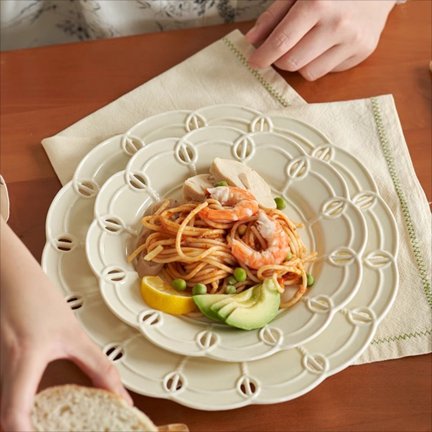 Luxury Ceramic Plates for Cuisine