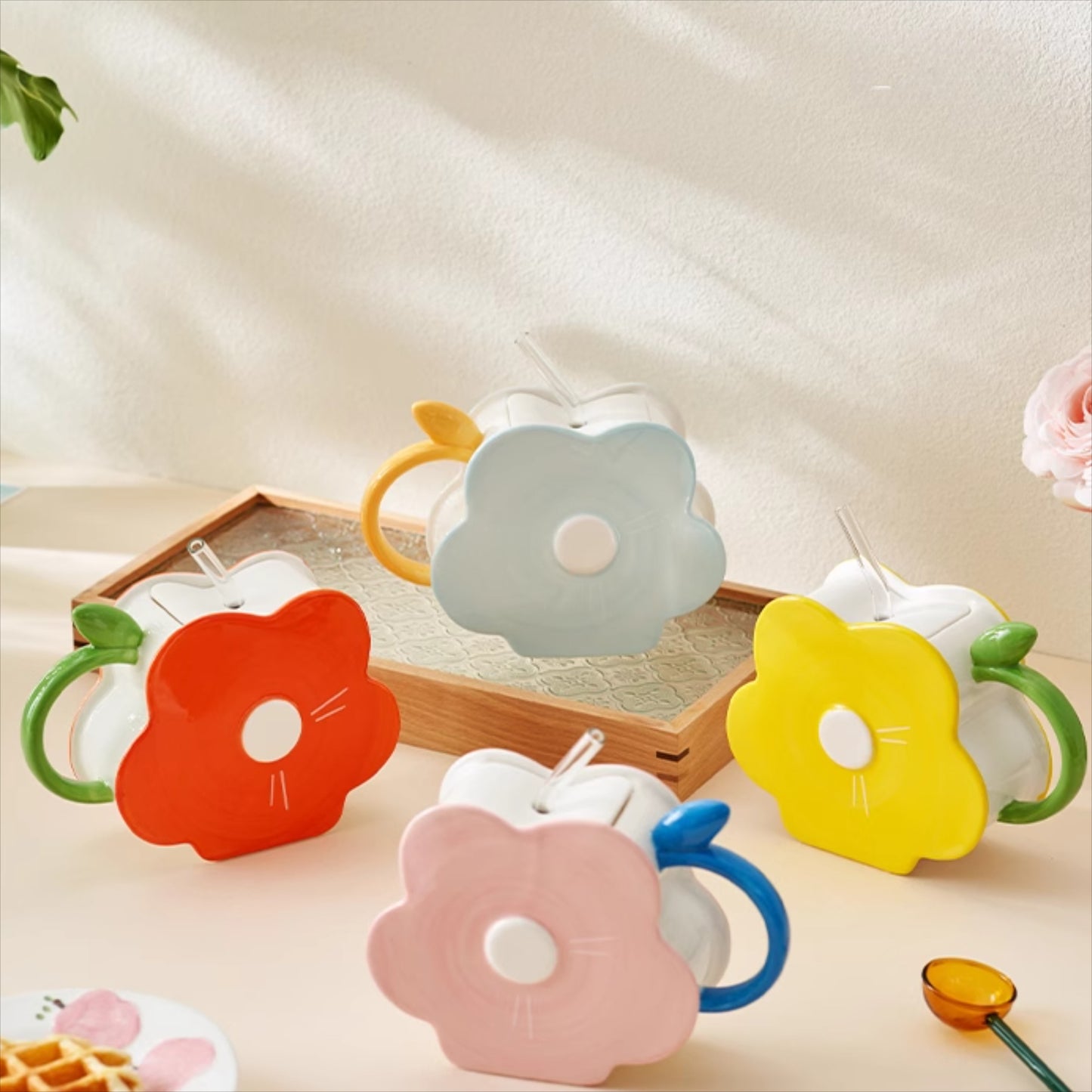 Original Flower-shaped Ceramic Mug with Lid and Straw