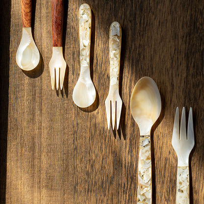 Natural Pearl Shellfish Spoon Fork