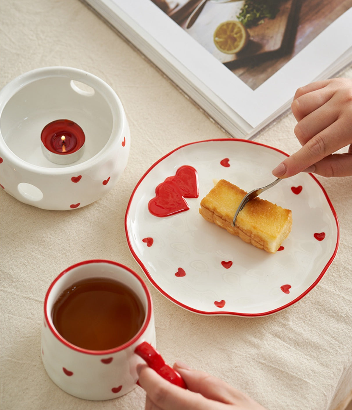 Heart Theme Ceramic Tea Pot Cup Plate Set - PeauleyHome