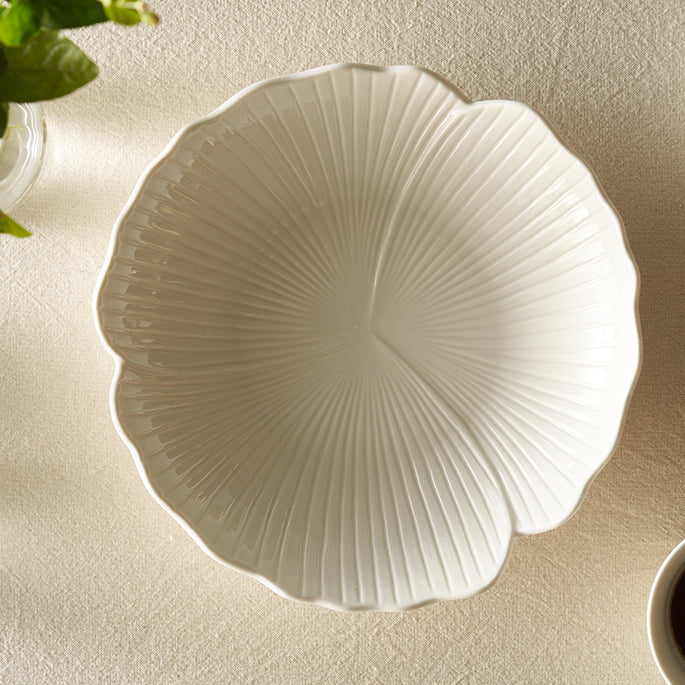 Petal-shaped Ceramic Fruit Plates