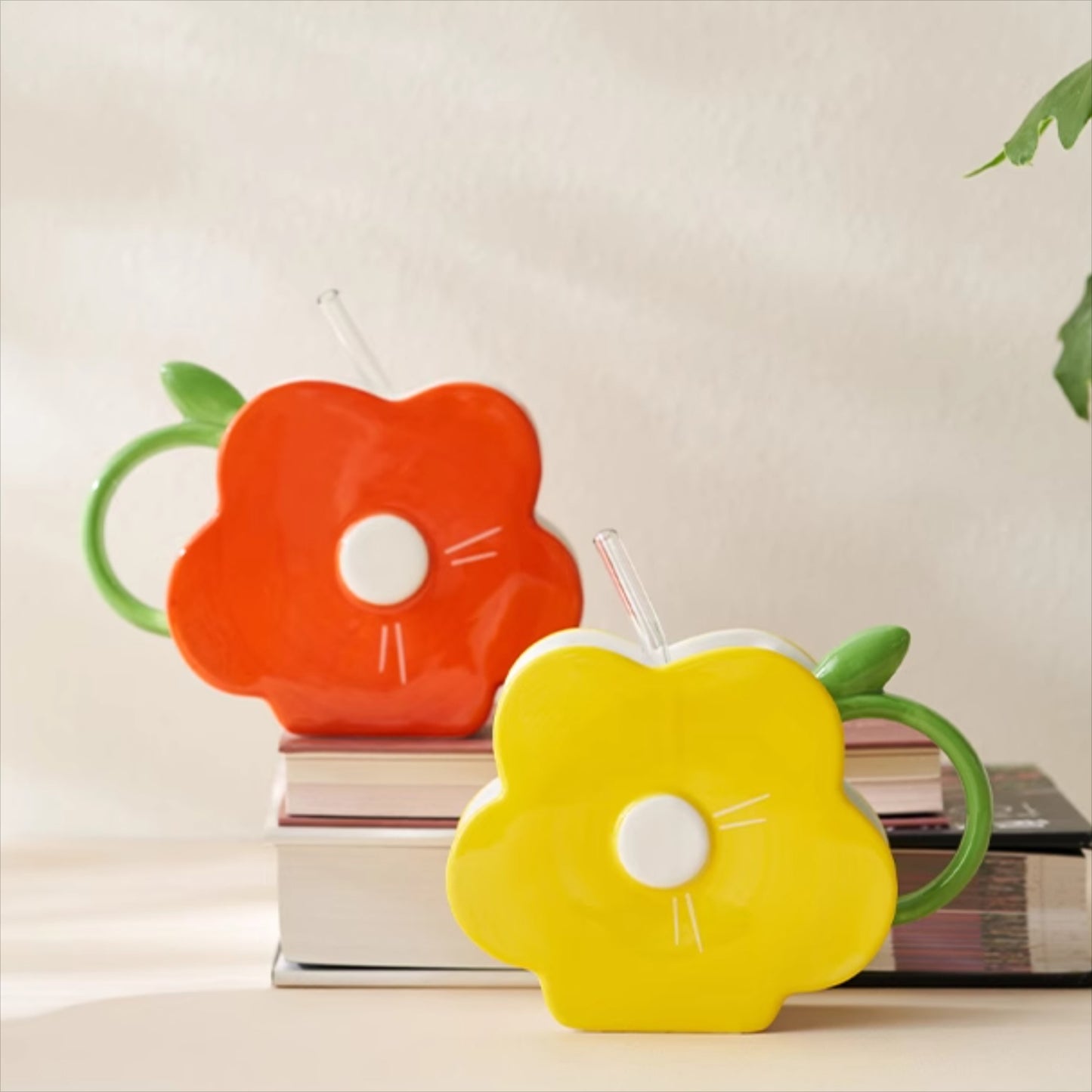 Original Flower-shaped Ceramic Mug with Lid and Straw