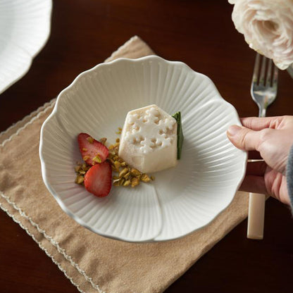 Petal-shaped Ceramic Fruit Plates