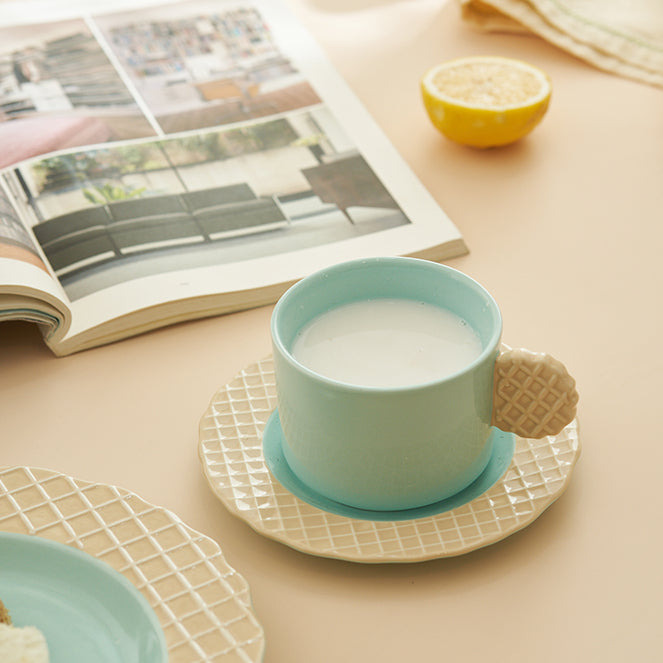 Original Waffle -themed Ceramic Coffee Mug Plate Set