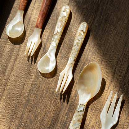 Natural Pearl Shellfish Spoon Fork