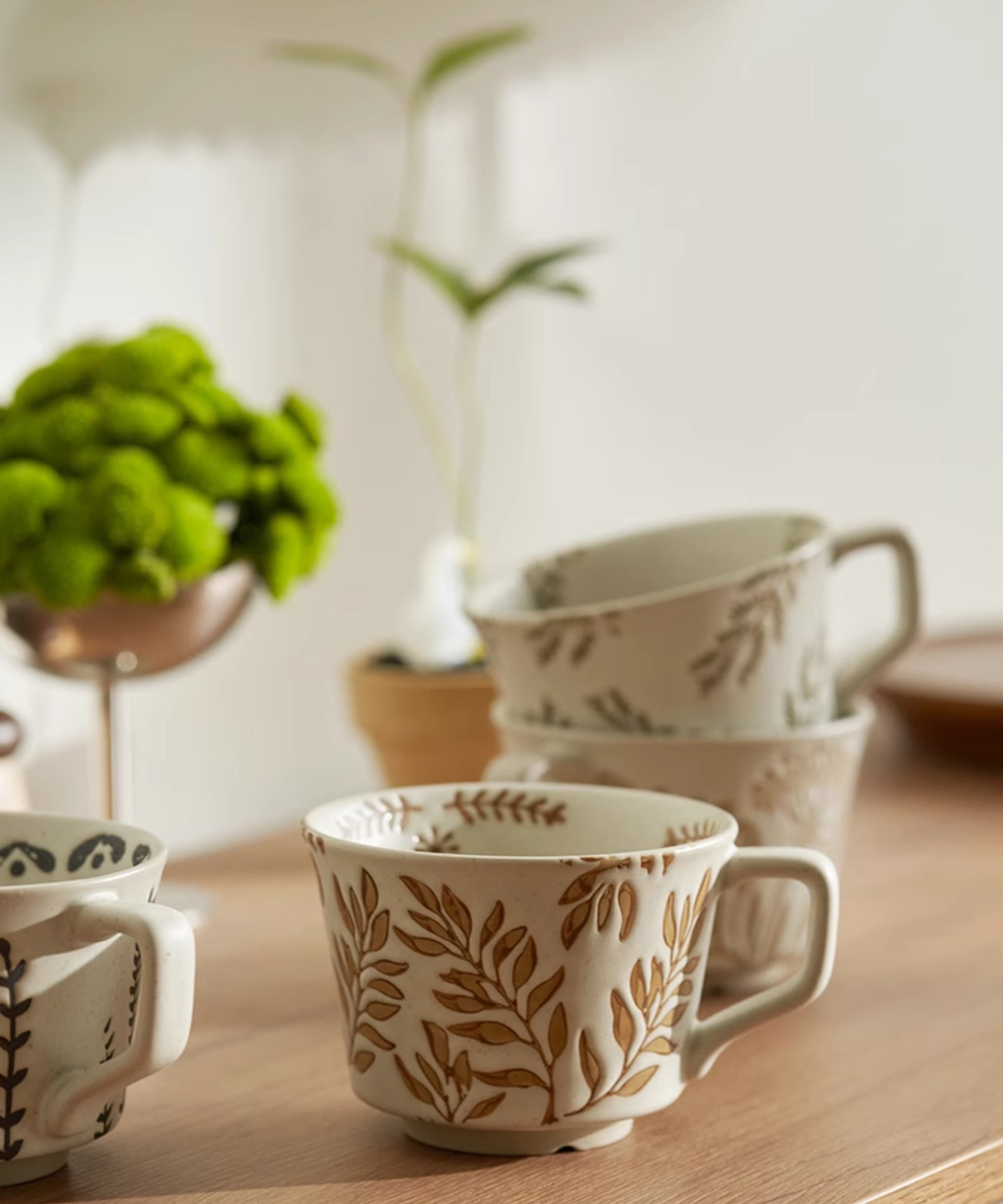 Engraved Floral Vintage Ceramic Coffee Mug - PeauleyHome