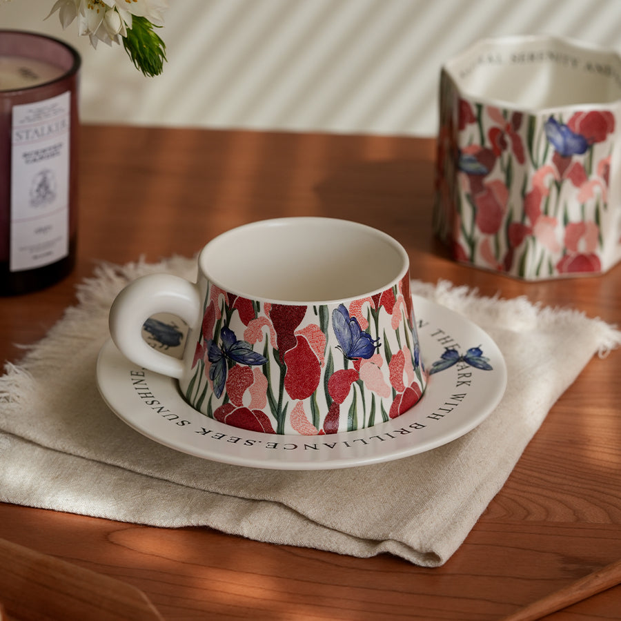 Exquisite Floral Ceramic Coffee Mug Set