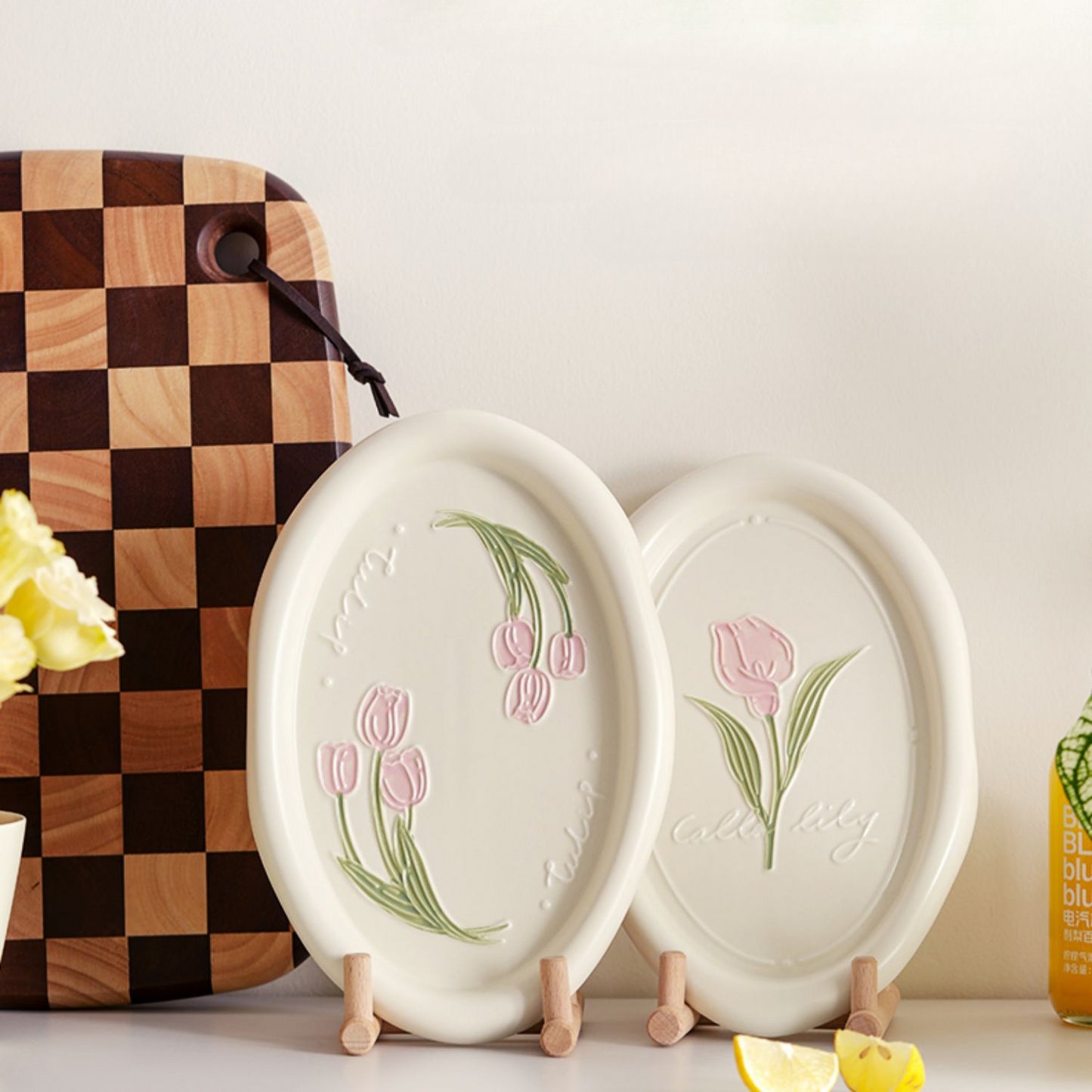 Beautiful Tulips-themed Ceramic Ceremonial Breakfast Plates