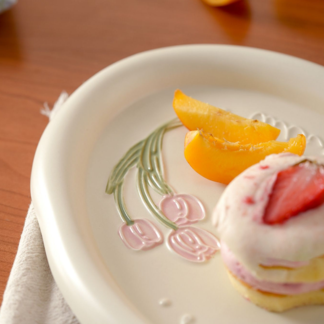 Beautiful Tulips-themed Ceramic Ceremonial Breakfast Plates