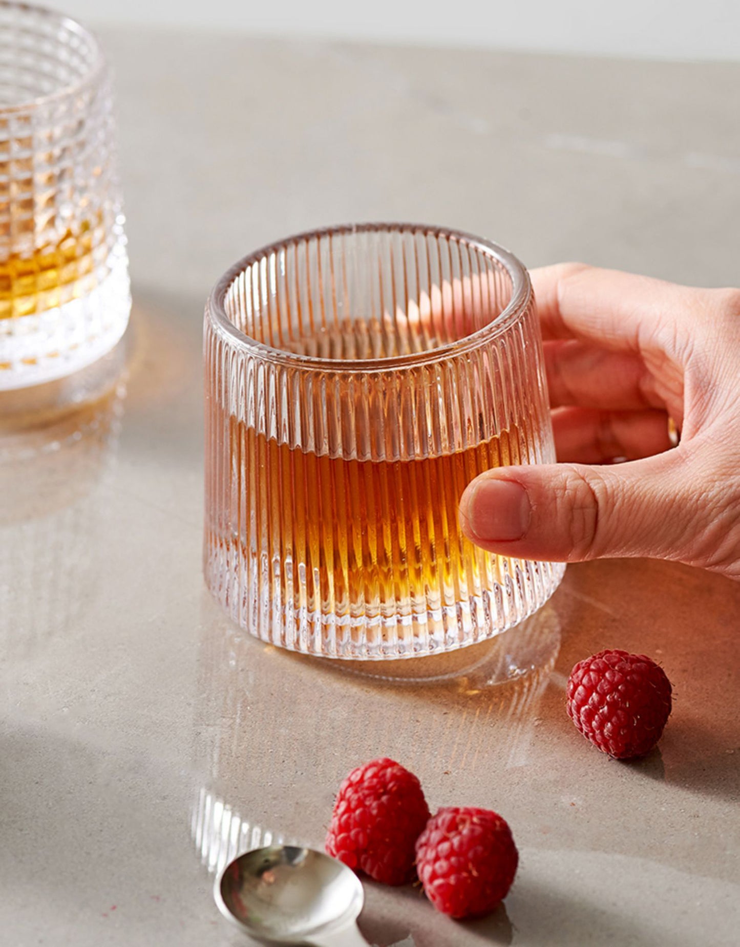 Delicate Tasteful Rotary Glass Tumblers - PeauleyHome