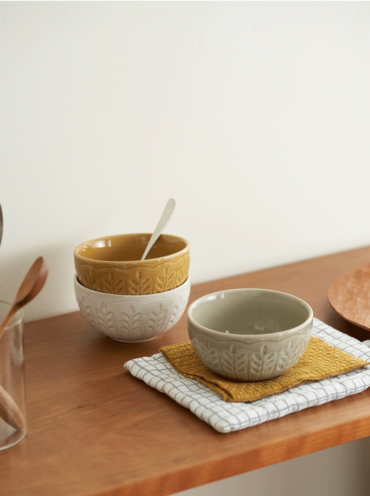 Nordic Vintage Engraved Floral Ceramic Bowls - PeauleyHome