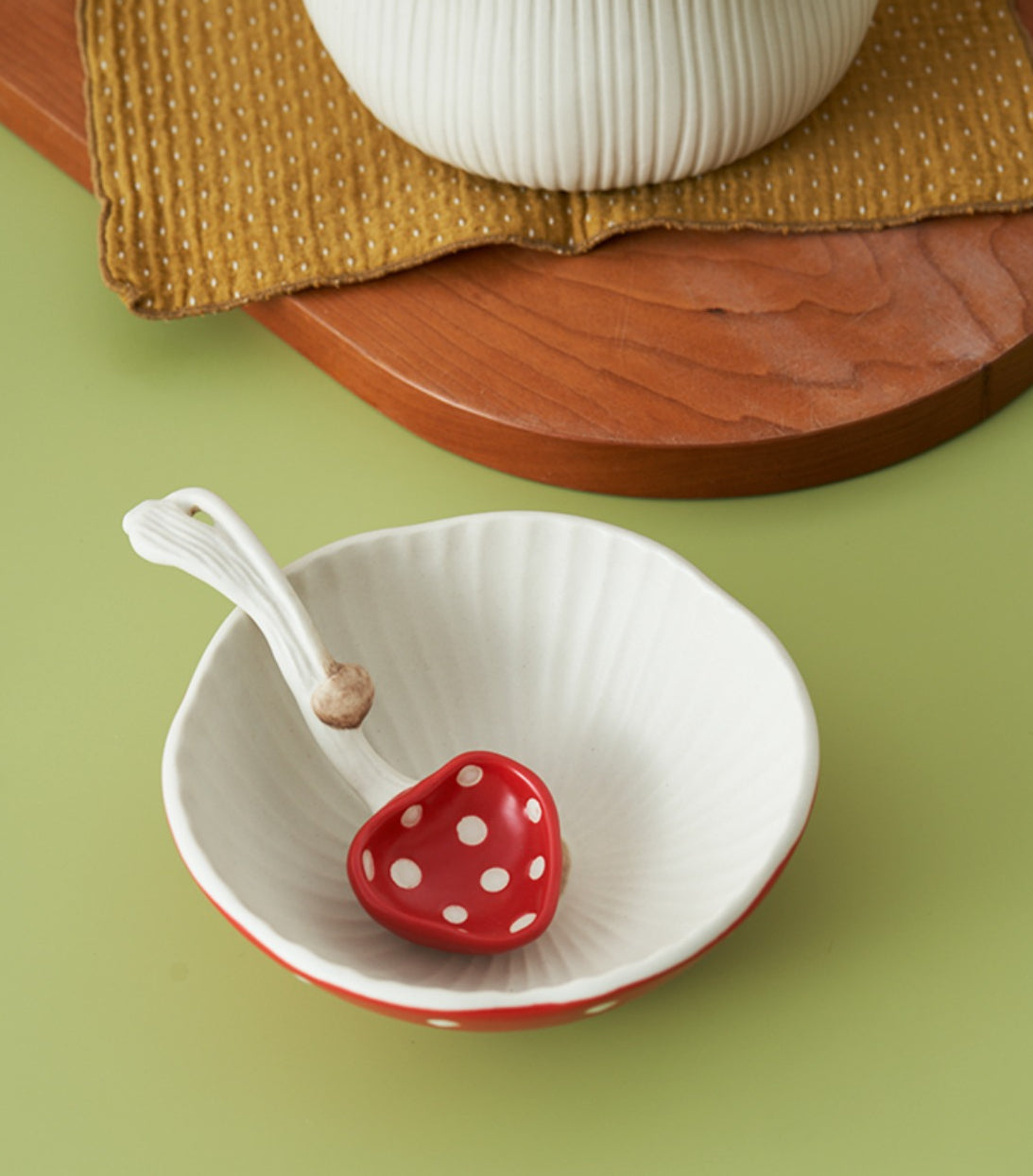 Adorable Mushroom Cartoon Ceramic Tablewares Bowls Plates Mugs Spoon - PeauleyHome