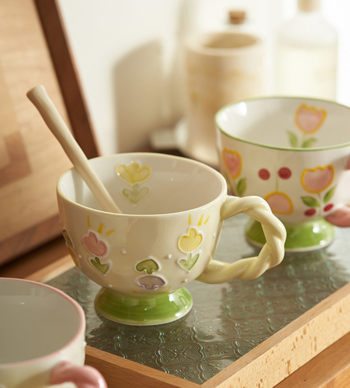 Beautiful Hand-painted Floral Ceramic Mugs - PeauleyHome