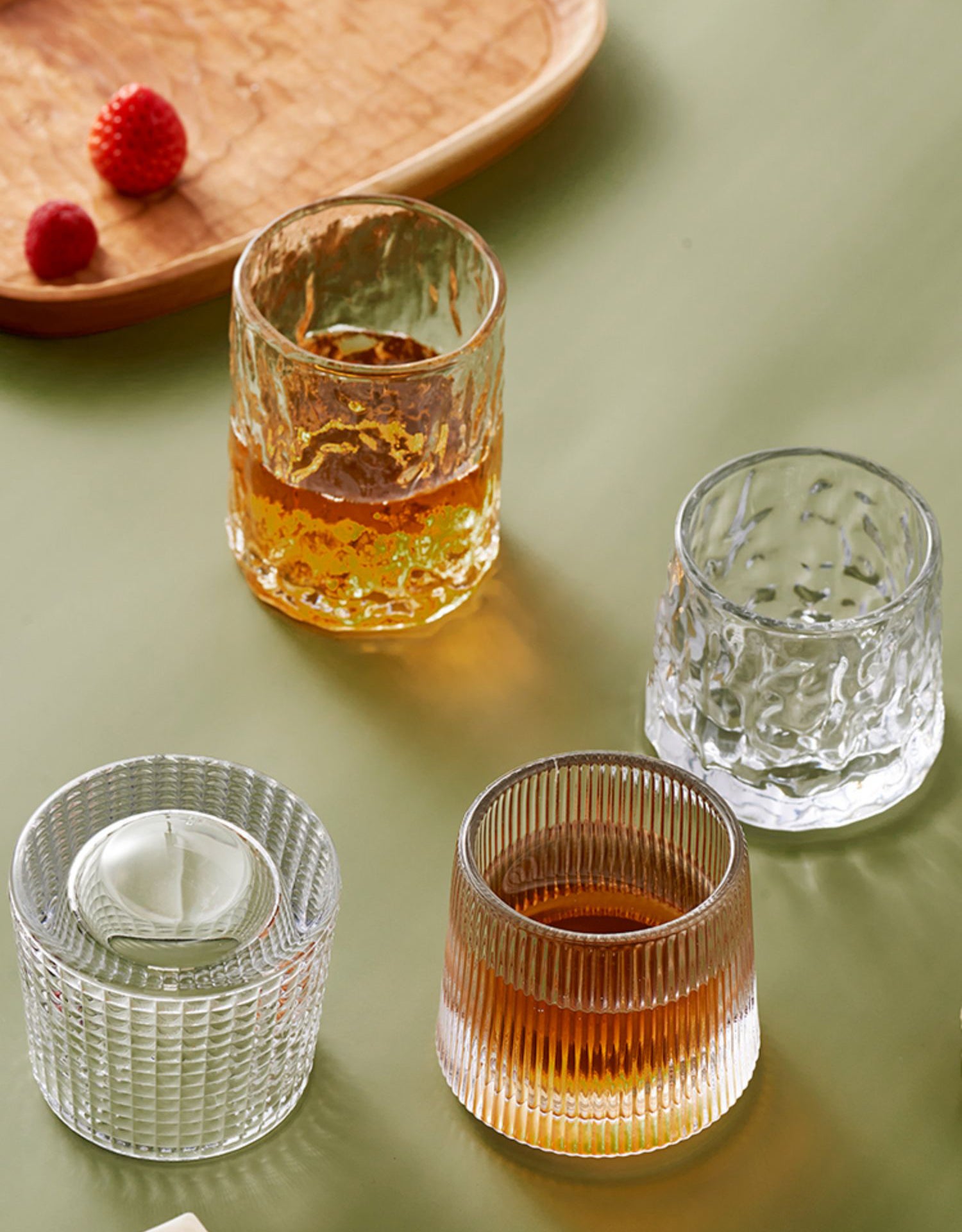 Delicate Tasteful Rotary Glass Tumblers - PeauleyHome