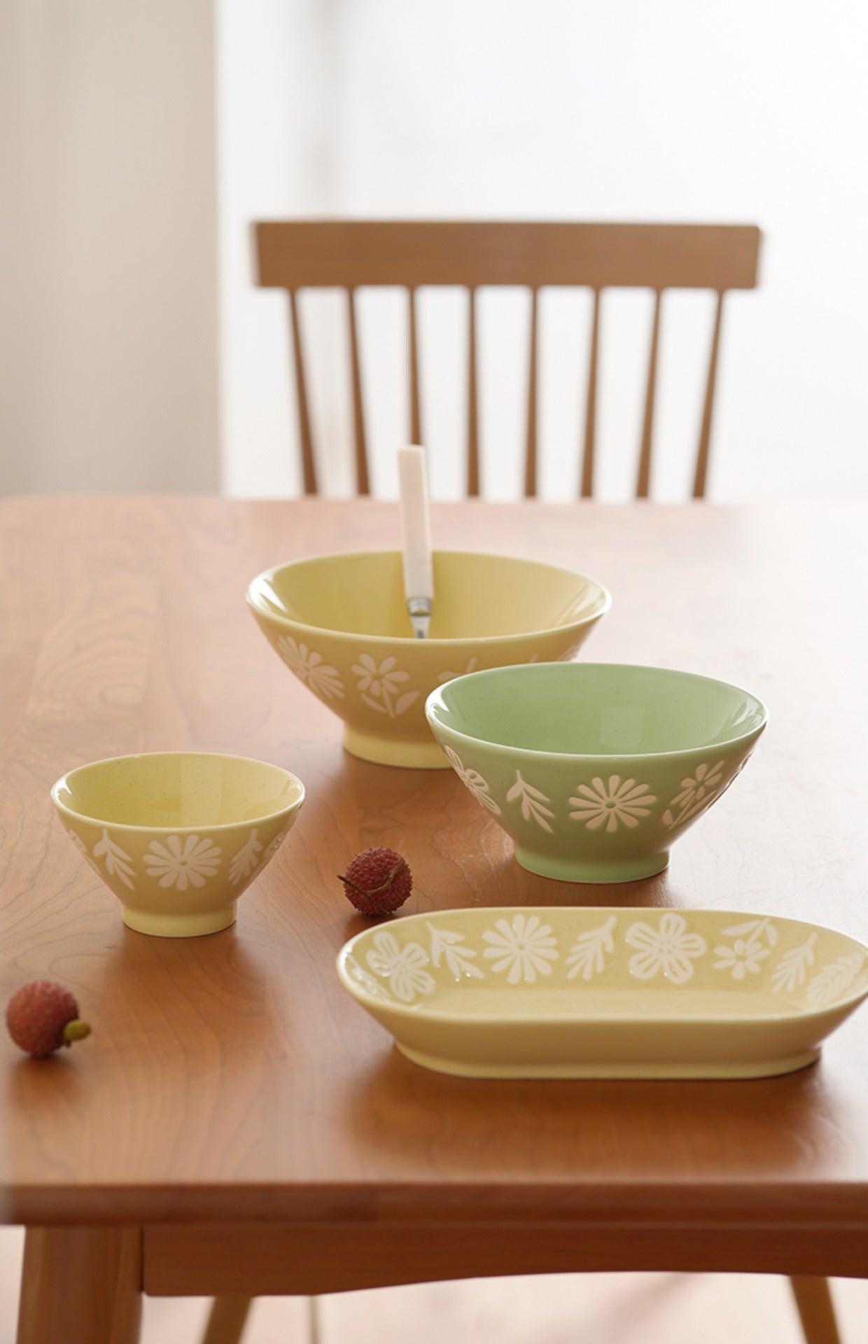 Delicate Floral Ceramic Bowls Plates New Arrival - PeauleyHome