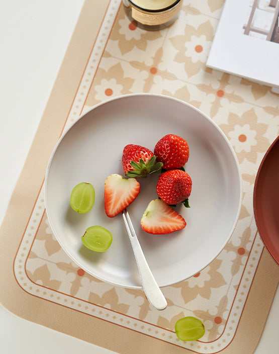 Original Modern Fruit Tray( plastic) with Wooden Support - PeauleyHome